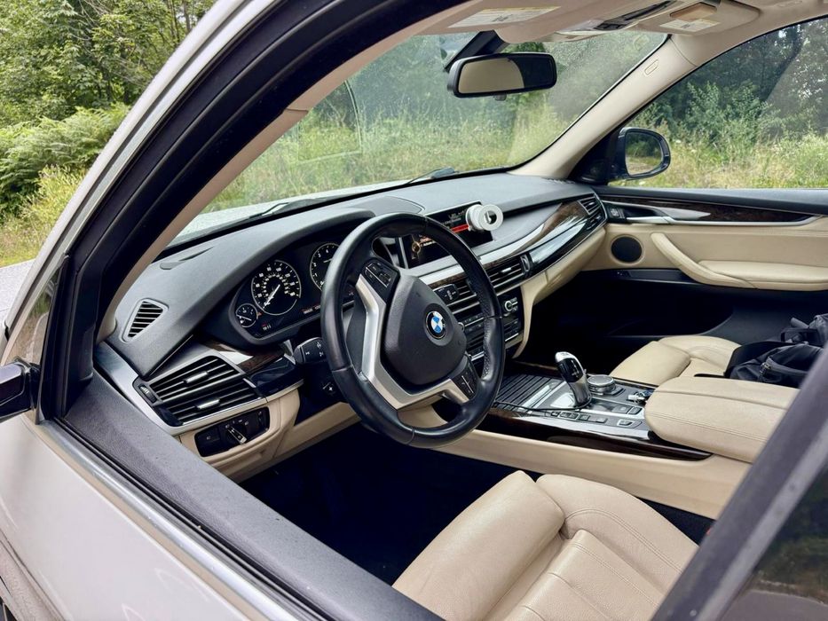 BMW X5 xDrive40e Plug-in Hybrid 2016 – Model American – Full Option