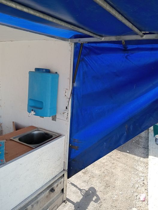 Remorca cu  posibilitate  comerciala