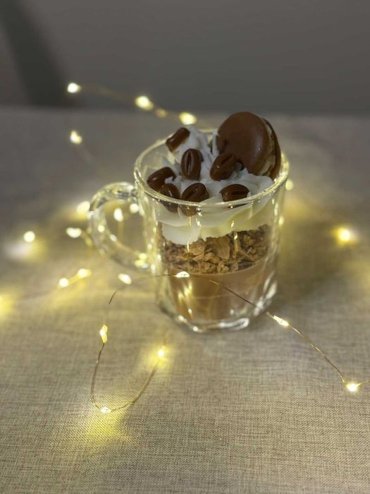 Ръчно правени соеви свещи.