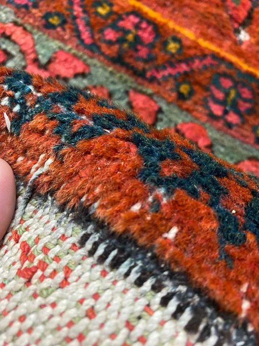 Ковер ручной работы