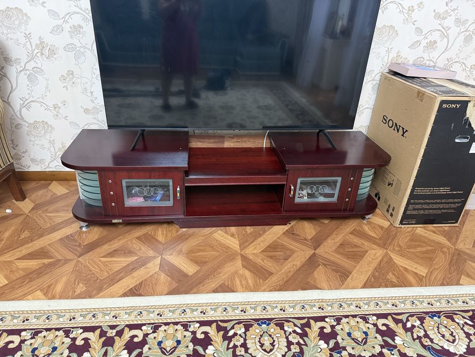 Тумба под телевизор