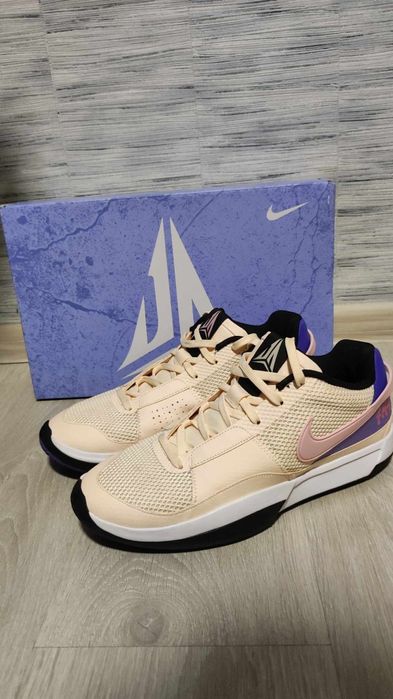 Баскетболни обувки