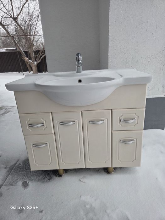 Продам рукомоиник