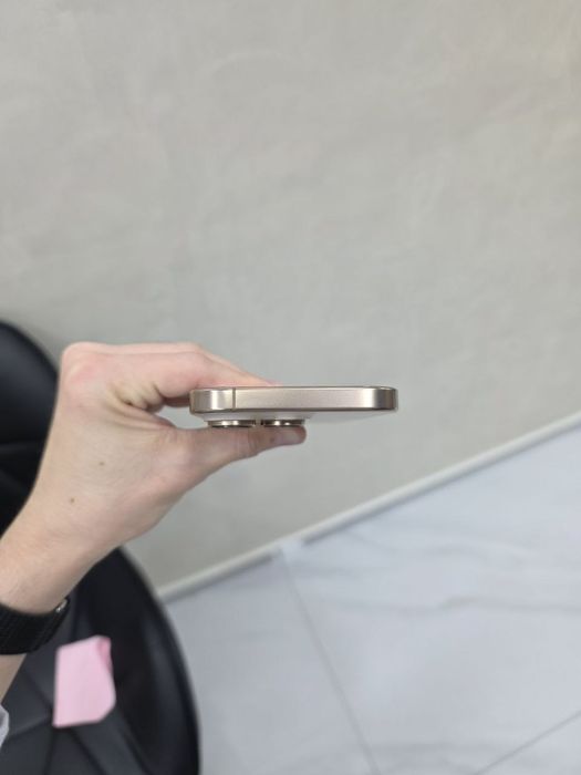 iPhone 16 Pro Desert