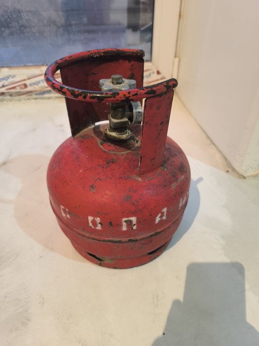 Продам газ баллон 5л.