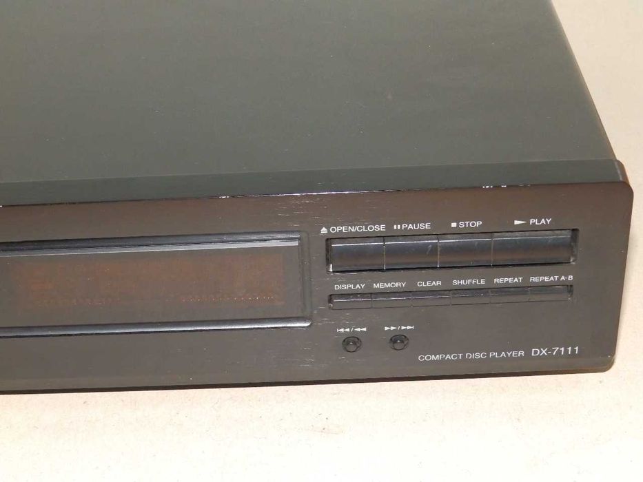Компакт диск плеър CD Onkyo DX-7111