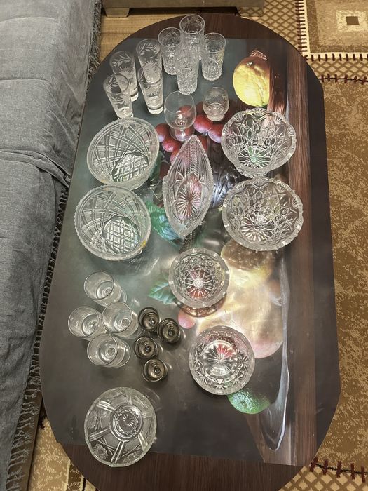 Продается хрустальные вазочки и бокалы