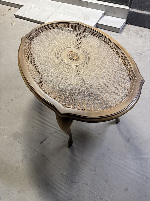 Дървена Маса от масив и ратан