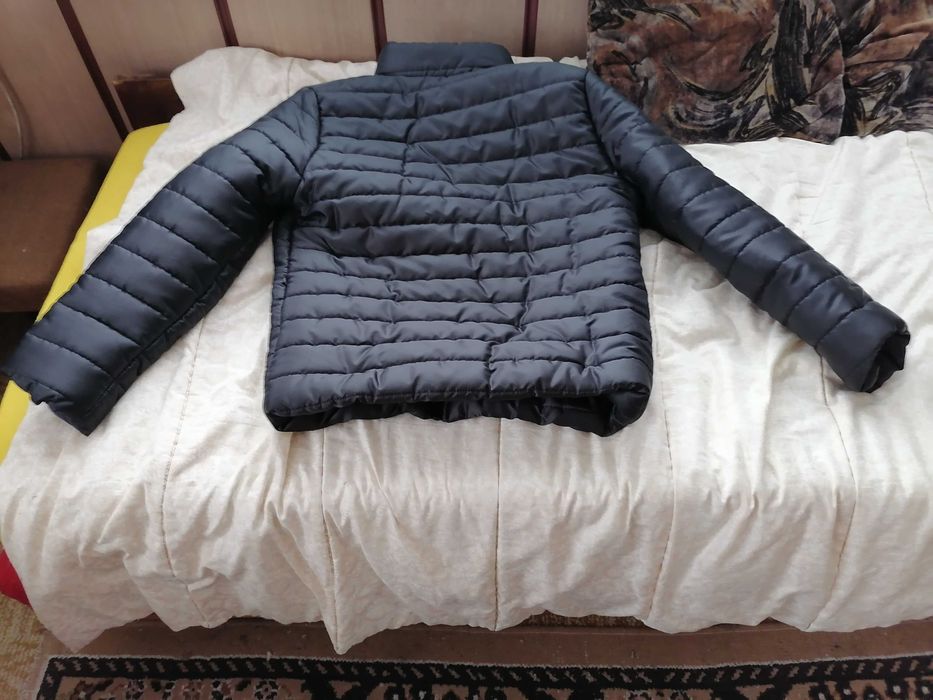 Детско яке ново м размер