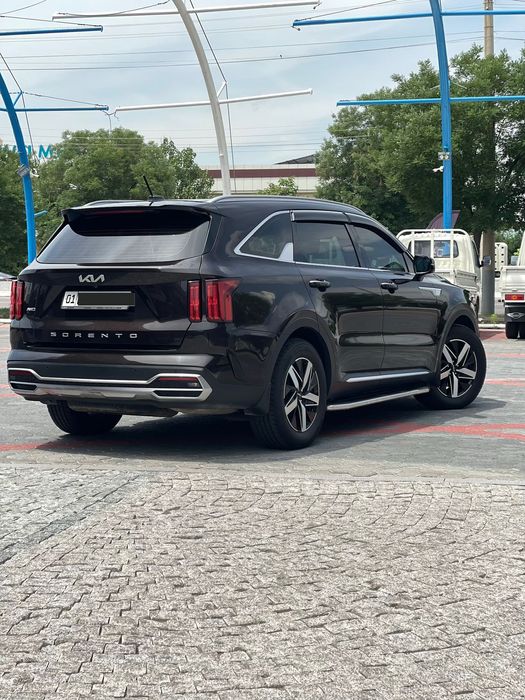 KIA Sorento AWD full pozitsa avtomobil sotiladi !
