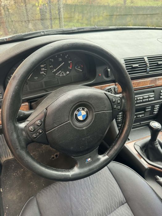 На части BMW Е39 M52B25TU