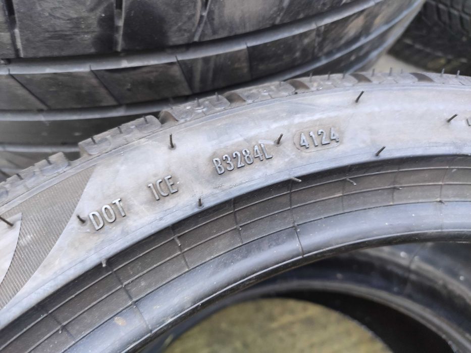 2бр Зимни гуми 275 35 19 - Pirelli Runflat BMW - DOT 2024