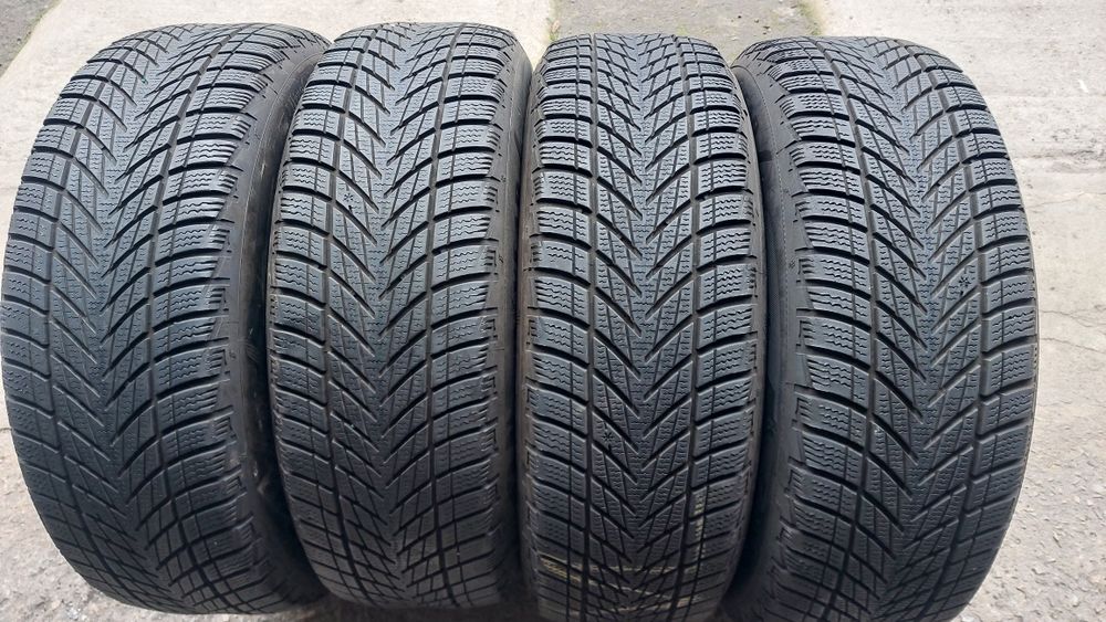 Зимни гуми 205 60 16 Goodyear Ultragrip Performance 4 броя