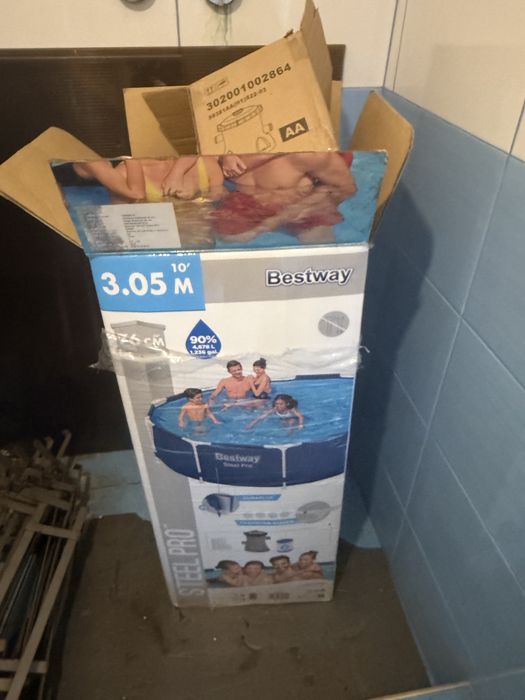 Piscina cu cadru Bestway Steel Pro, cu pompa de filtru, husa 305 x 76 cm