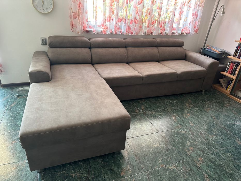 Разтегателен диван с лява лежанка р-р 306/196см