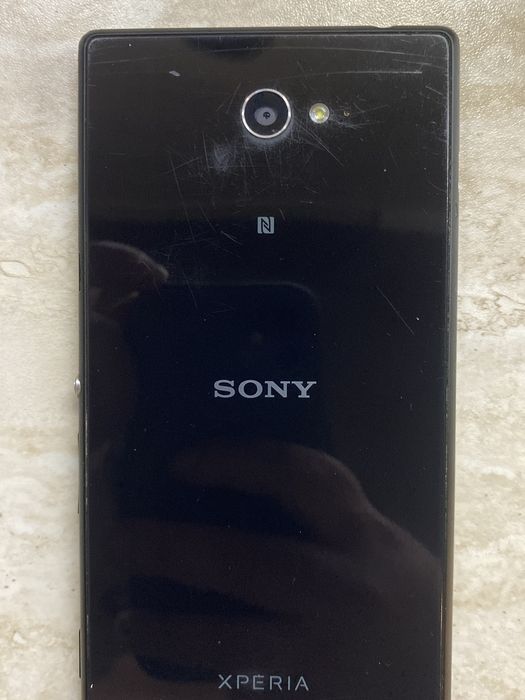 Sony Xperia D2303 8 GB вътрешна памет, място за допълнителна памет