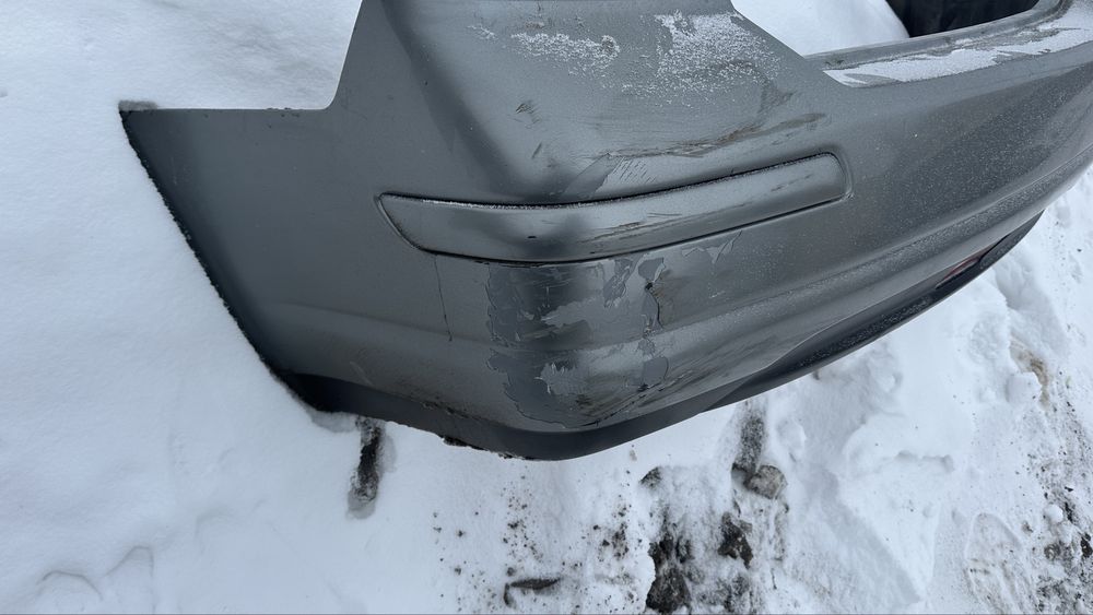 Продам бампер от нисан тиида