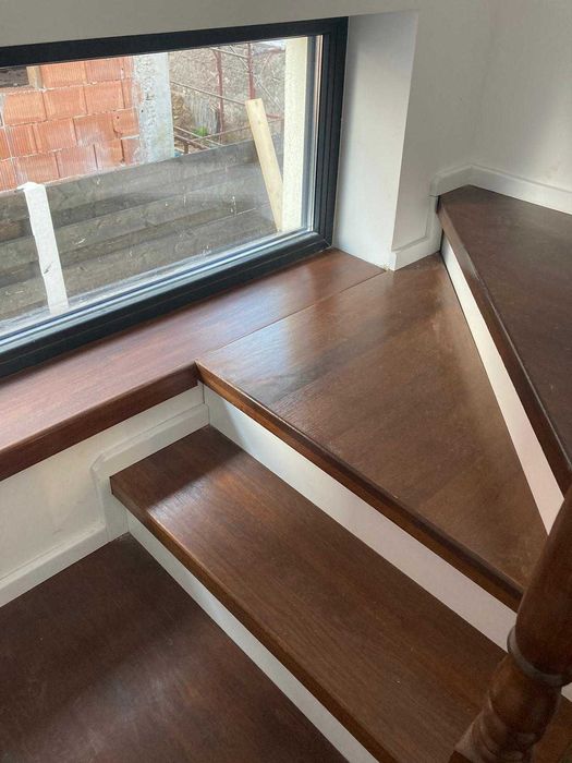 Trepte stejar, fag, frasin cu margini bordurate