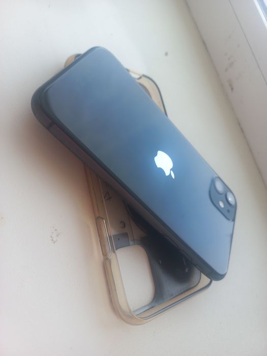 Продам iphone 11