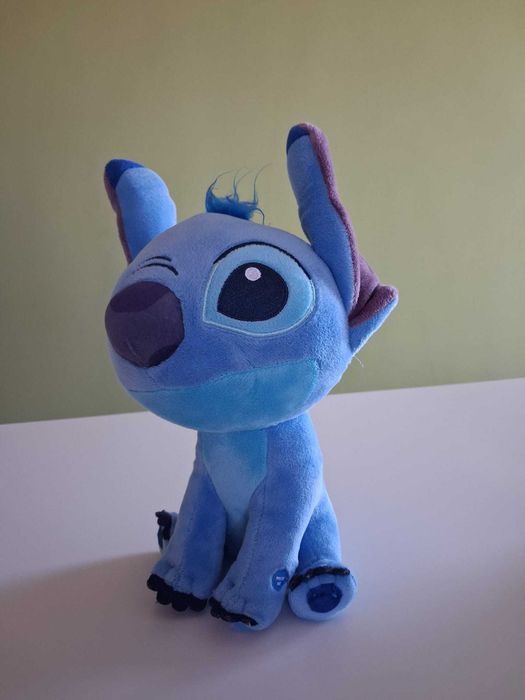 jucarie plus cu sunete Stitch