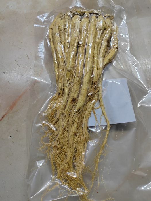 Женьшень корни 100 гр.