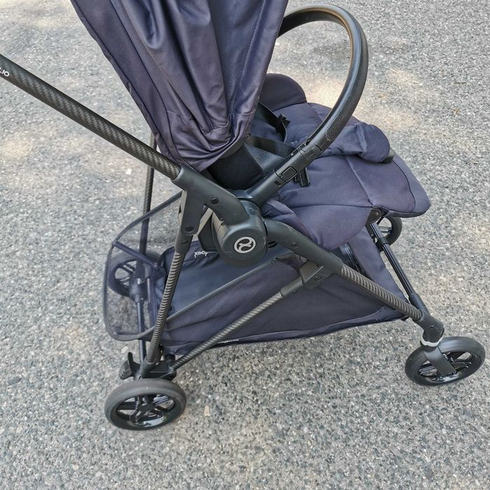 Carucior Cybex Melio cu cadru Carbon