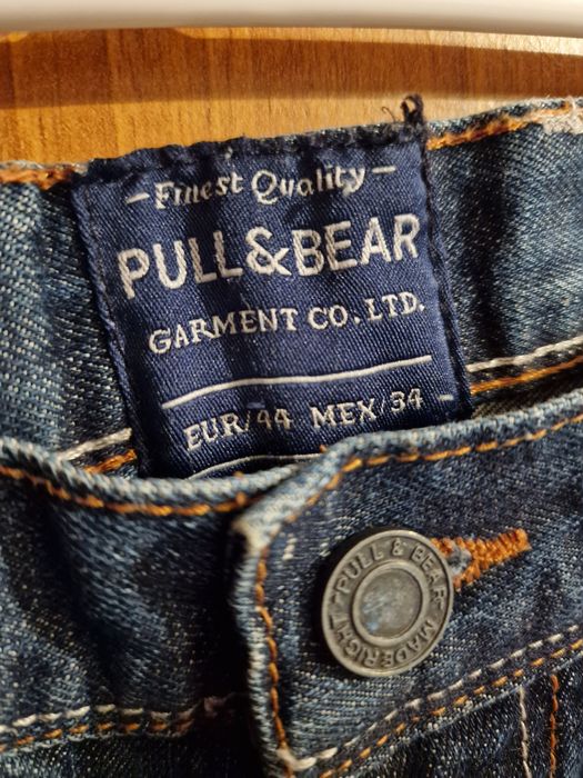 Pantaloni scurti Pull&bear NOI