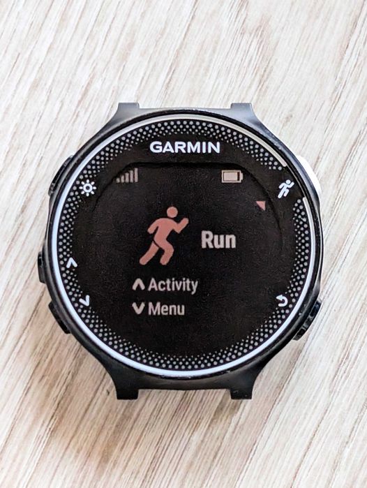 Garmin Forerunner 230 (fără curea)