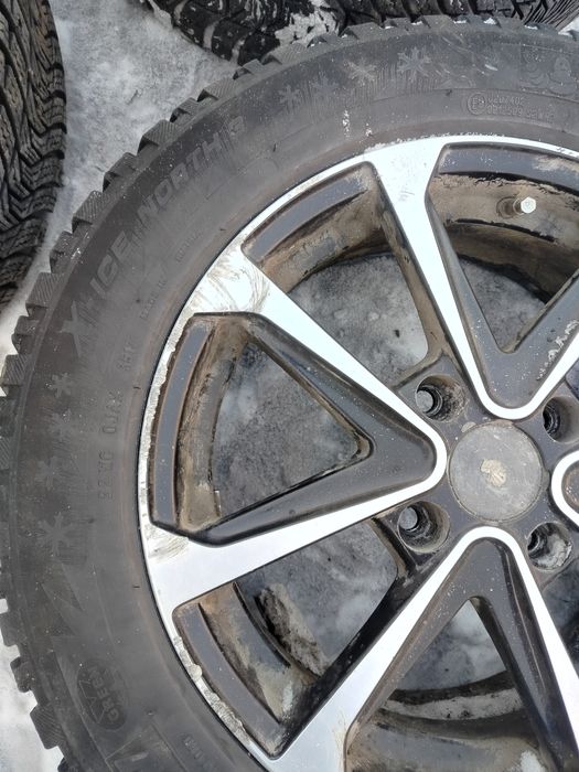 Титанки вместе с резиной