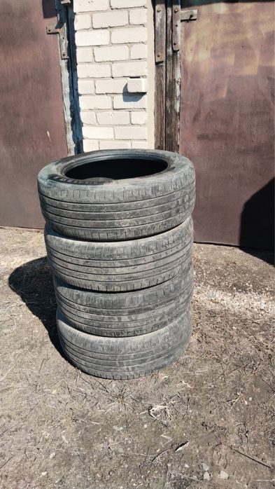 Продам шины 215/55/ R17