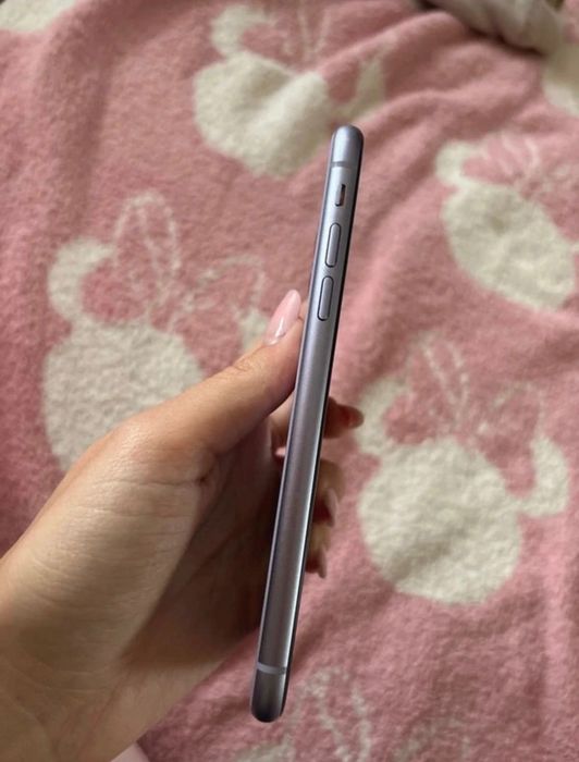 Telefon iPhone 11 128 GB