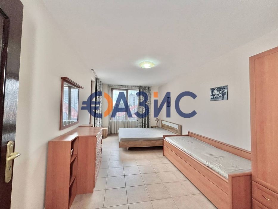 Продава се Двустаен апартамент в Свети Влас - 65 кв.м за 1137 €/кв.м - Снимка #3