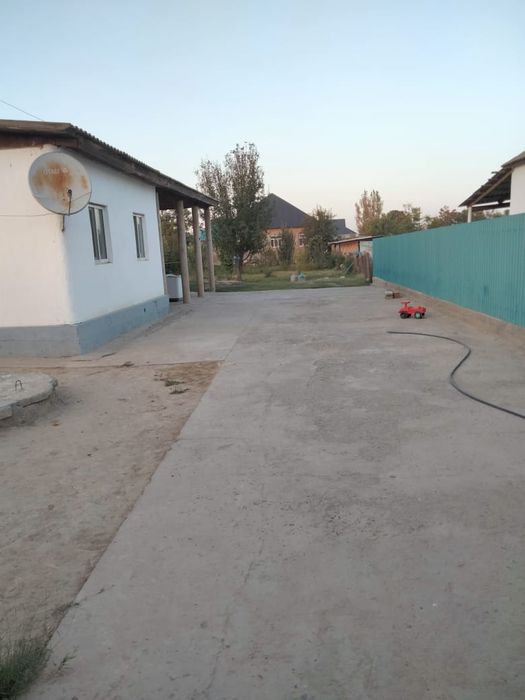 үй сатылады     .