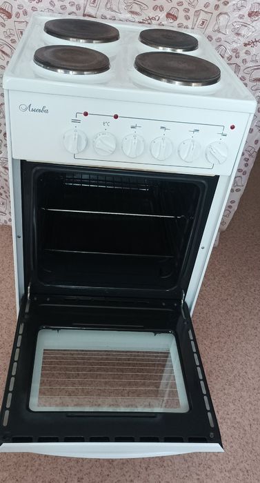 Продам Электроплиту Лысьва.