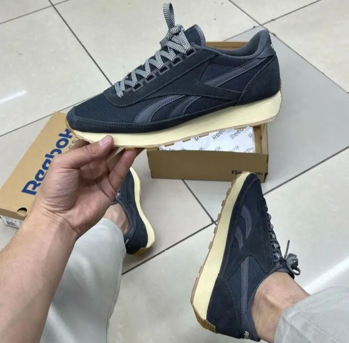 Reebok Classic Fashion