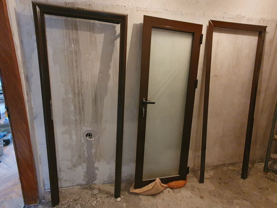 Намаление със 100 лева! Интериорни алуминиеви врати с каси на Градеви