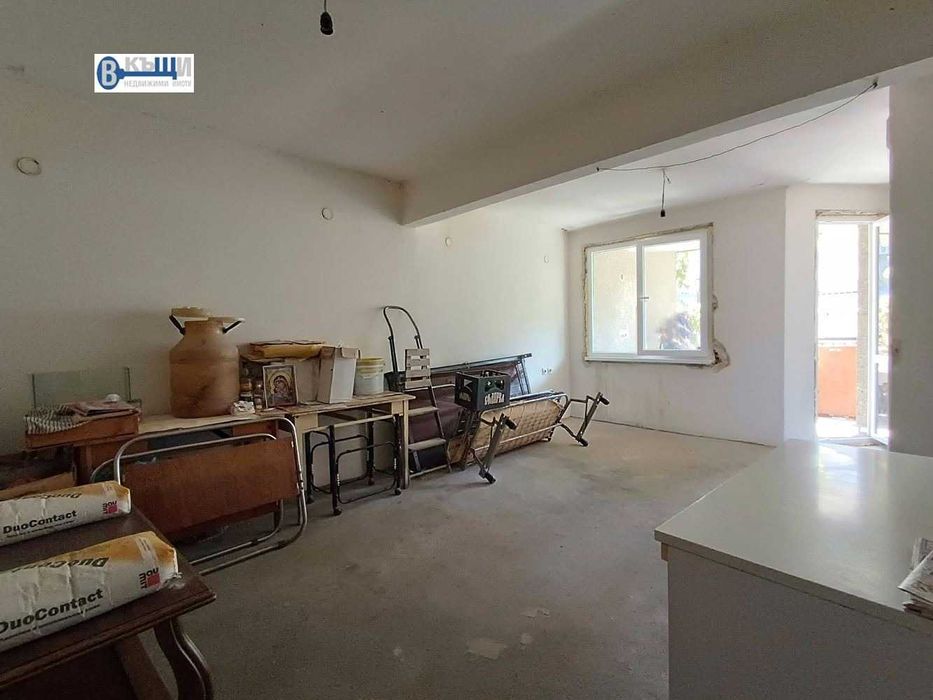 Тристаен тухлен апартамент в кв. Бузлуджа