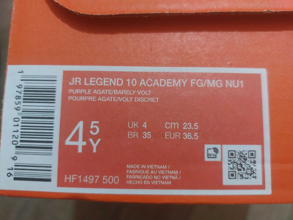 Ghete Nike de fotbal pt. copii 36,5.