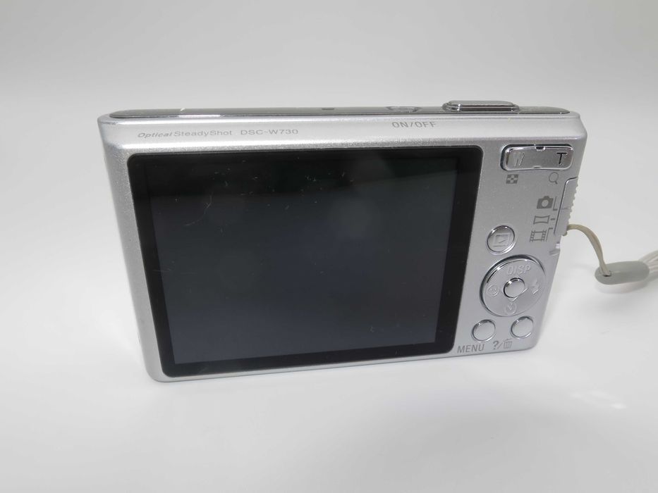 Sony Cyber-Shot W730 сребърен ултра компактен цифров фотоапарат, дигитална камера, в отлично състояние, пълен комплект, работи перфектно!