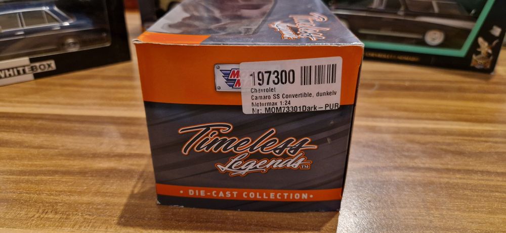 Macheta chevrolet camaro ss motor max 1/24 timeless legends