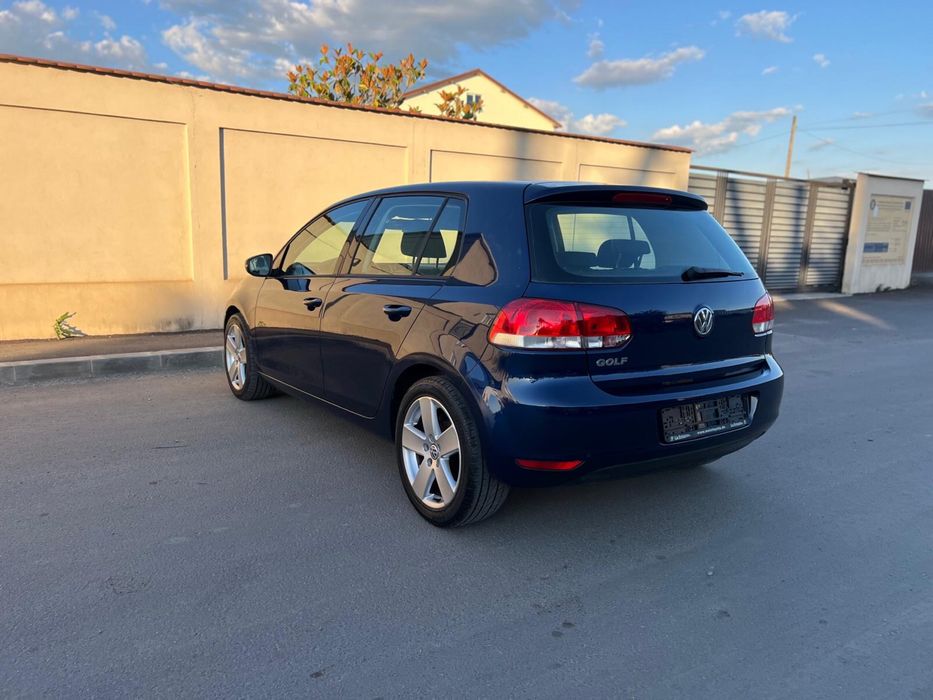 VOLKSWAGEN Golf 2011 — imagine 4