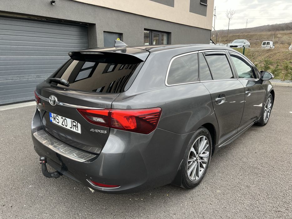 TOYOTA Avensis 2015 — imagine 4