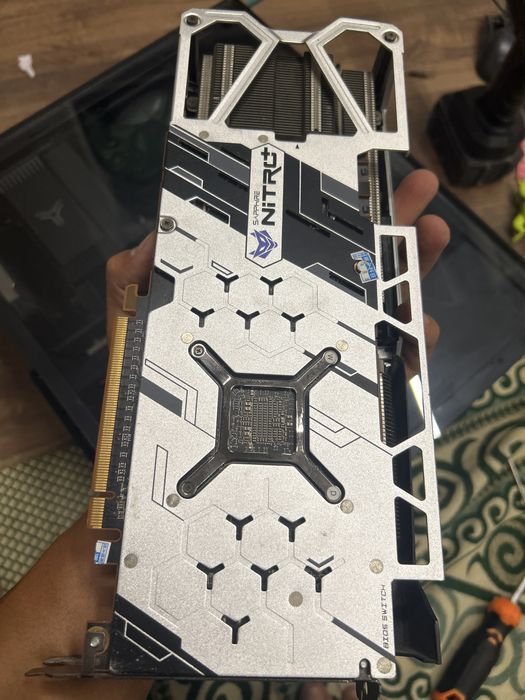 Видеокарта RX 5700XT