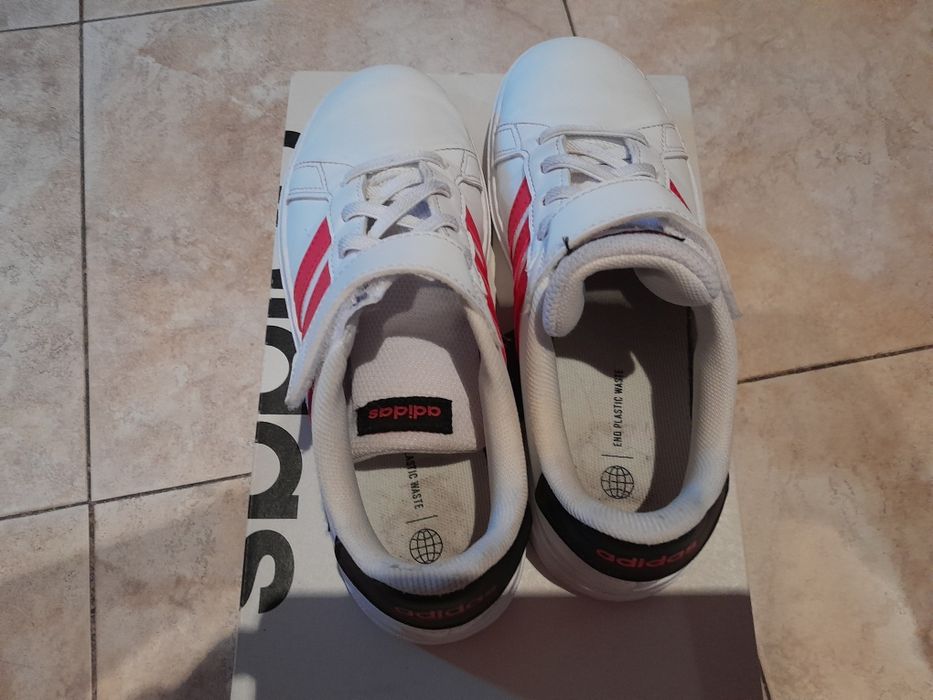 Маратонки Адидас