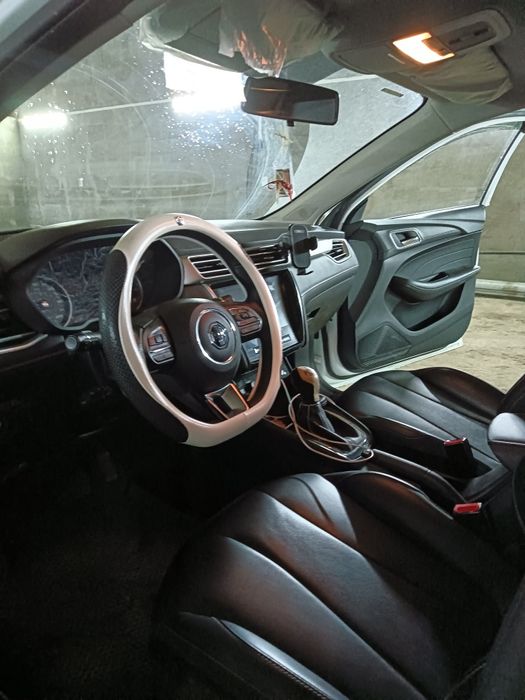 Продам MG5  британский дух