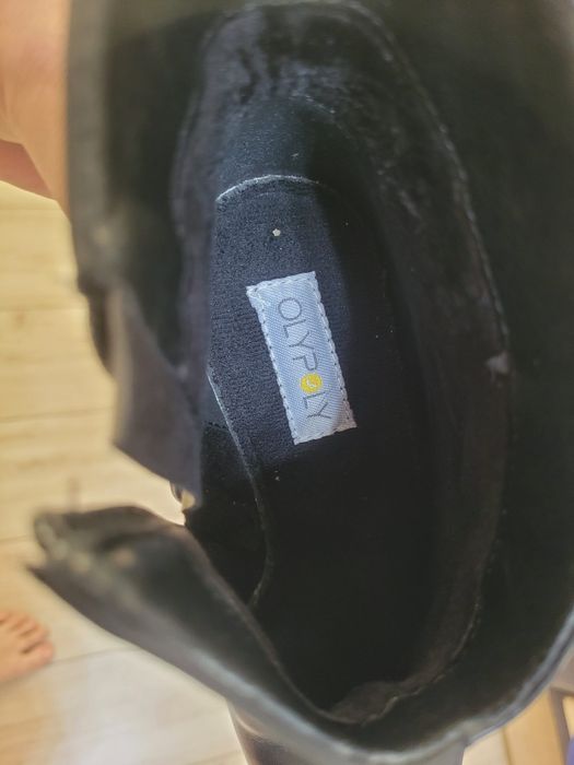 Полусапожки осенние,чёрные.