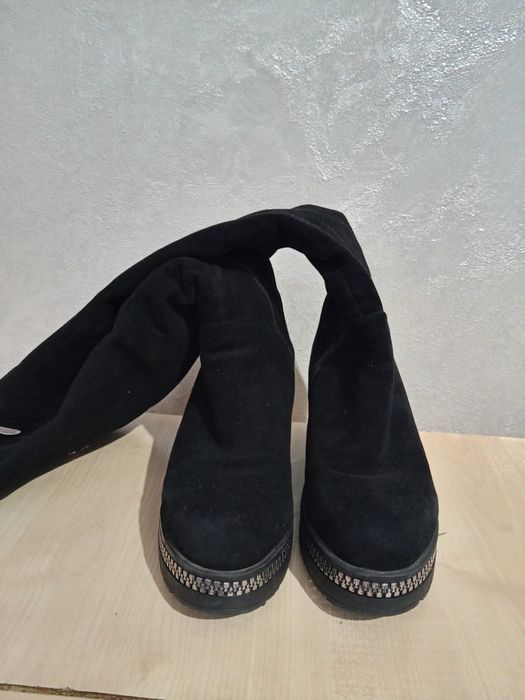 Продам сапоги замшевые