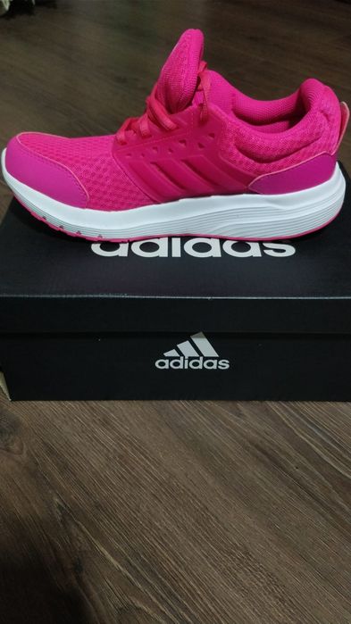 Pantofi sport Adidas