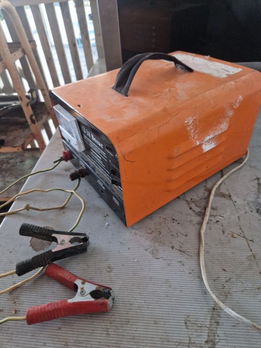 Зарятчик сатылады