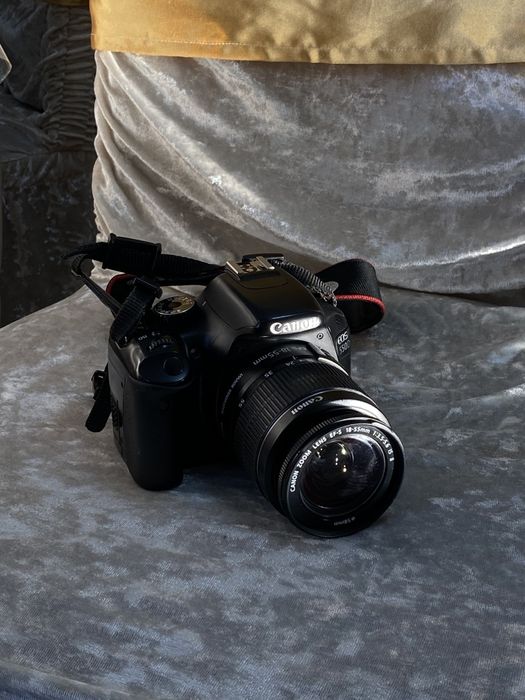 Фотоаппарат Canon 550D